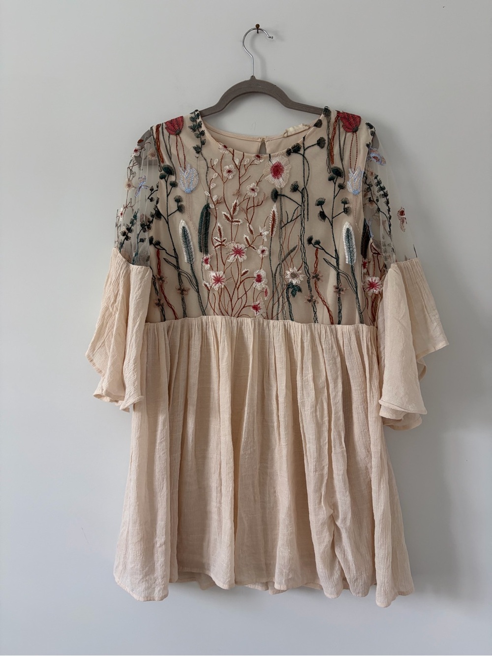 Altar’d State Cream Floral Embroidered Fairycore Whimsical Bell Sleeve Dress L